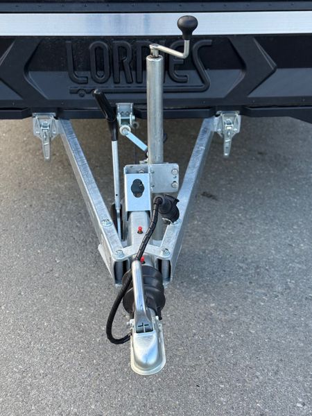 Lorries Snowmaster TTX-435i-K